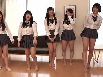 生まれてから人生初めて金蹴りを行う美形少女たちの反応がこちらです美少女痴女愛里るい浜崎真緒佐々木あききみと歩実高杉麻里星奈あ...