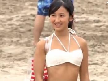 ビーチで水着素人ナンパ→マッサージと騙して中出しゲット！お姉さんのエロ動画