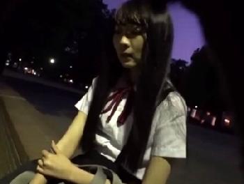 公園で困っていた家出女子校生をお持ち帰りしてたっぷり種付け!!素人美少女ロリ中出しハメ撮りのエロ動画