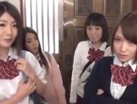 『パパっ気持ちいぃよぉ』女子校生娘と娘の友人を交え自宅でハーレム乱交美少女中出し近親相姦のエロ動画
