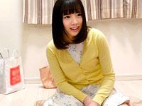 終電逃した素人娘をタクで送って送り狼SEX巨乳美少女ナンパのエロ動画