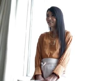 「小学4年生の子供がいます…」そんな風には絶対見えない美魔女をラブホテル寝取り巨乳素人人妻ハメ撮りのエロ動画