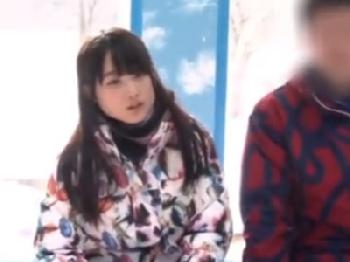 頼まれたら断れない素人娘が友人と中出しFUCK体験！美少女のエロ動画