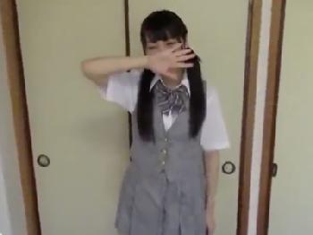 「気持ちよかった‥」初めての中出し援助交際パコで恍惚顔になっちゃう美形少女女子校生素人美少女痴女ハメ撮りのエロ動画