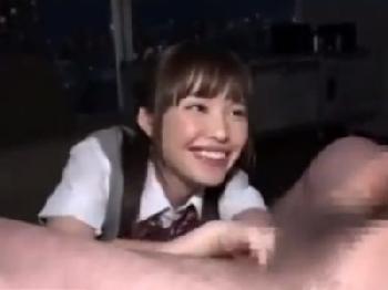 オッサンばかりを狙って援助交際を繰り返す見た目清潔感のある黒髪女子校生素人美少女痴女のエロ動画