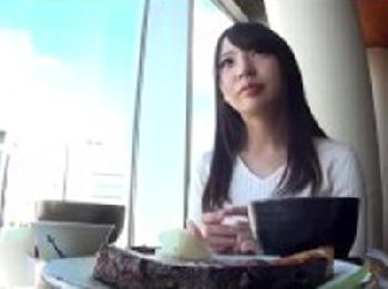 「中はだめぇ♡」ミニ系フェイスの若奥様をナンパし寝取り中出し素人人妻のエロ動画