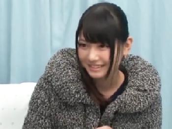 超カワ看護師の卵ちゃんの優しい筆おろしに歓喜の大量射精するDT素人美少女童貞ナンパのエロ動画