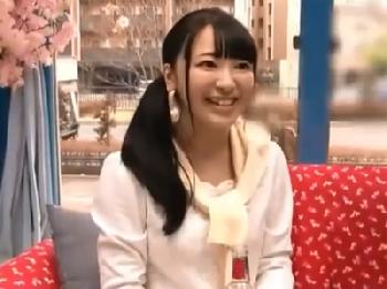 新春にマジックミラー号スタッフに捕まってしまった素人お姉さんの末路のエロ動画