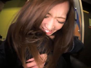 欲求不満な22歳の素人ギャル系美形お姉さんをナンパハメ撮り大成功のエロ動画