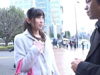 無毛マンコを持つ若奥様がナンパ師に口説き落とされて→寝取られアクメ素人美少女人妻パイパンぶっかけのエロ動画