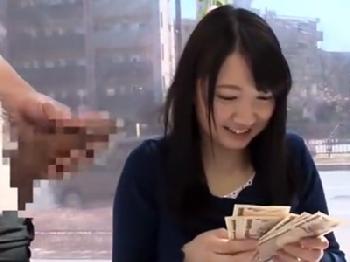 マジックミラー号で連続男性器をぶち込まれ何度もイキ乱れる素人娘美少女顔射3Pのエロ動画