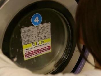 コインランドリーで洗濯している間だけ巨大バスト娘と姦淫交尾！羽咲みはる巨乳のエロ動画