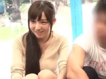 彼氏持ち素人さんが彼氏の前で他人相手に中出し受け入れ！お姉さんのエロ動画