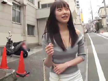芸能スカウト常連な素人女子大生娘をナンパゲット→すぐさま持ち帰り顔面射精パコ!巨乳美少女顔射盗撮のエロ動画