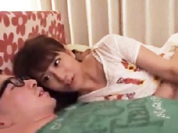 かわいい顔して預かった親戚の子供を男にしてしまうド淫乱お姉さん痴女乱交初川みなみのエロ動画
