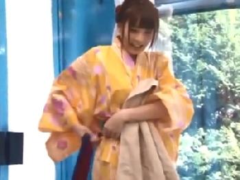 『これ…マッサージの粋を越え…』素人美形少女がマジックミラー号で騙されてマッサ→中出しセックス展開美少女のエロ動画