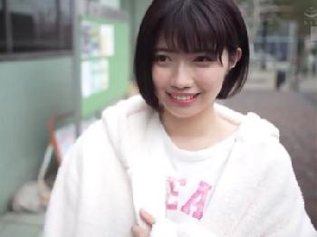 清純清楚で透明感のある黒髪ショートヘアの美形少女がまさかのアダルトビデオデビュー決定美少女ロリデビュー作のエロ動画