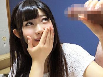 「見るだけでいいんです！」とナンパした素人達が目の前のフル勃起チンポに惑わされ‥W美少女人妻中出しハメ撮りフェラ手コキのエロ...