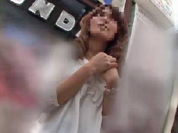 ナンパにホイホイついてっちゃう欲求不満な素人美魔女巨乳熟女のエロ動画