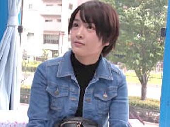 草食系男子を応援するためマジックミラー号で一肌脱ぐ美形少女素人美少女ナンパのエロ動画