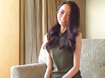 キュートな美形奥様が浮気サイトで知り合った男と猛烈ファック素人人妻のエロ動画