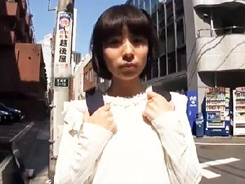 学校帰りの初心なJ〇を自宅に連れ込みはめたい放題の変態ミニ系コン親父W美少女ロリパイパン顔射のエロ動画