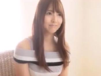 巨乳な元アイドルのきれいなお姉さんが乱交ハメで連続挿入されて休む間もなく絶頂絶頂顔射のエロ動画