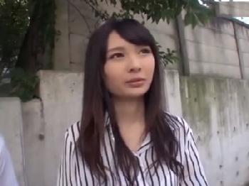 強烈かわいい素人ナンパ成功！即ホ連れ込み中出しハメ撮り！美少女のエロ動画