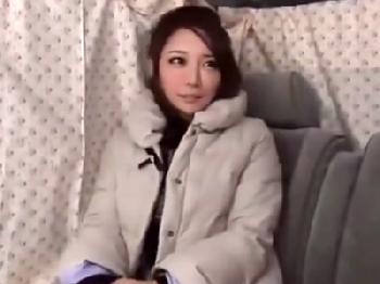 ナンパインタビューでエロさが爆発した奥様の中出しマンコゲットW巨乳人妻のエロ動画
