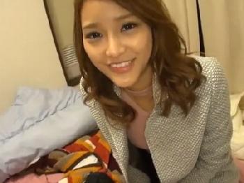 中野でナンパしたガチ素人オフィスレディ→脱いだらデカパイの感度ビンビン淫女だった巨乳ギャルOLのエロ動画