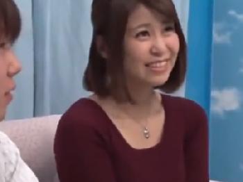 SEXを知らない男イチモツを中出し筆おろししてくれた巨大オッパイ妻巨乳素人人妻熟女童貞のエロ動画