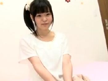 息切れするまで騎乗位で巨大ペニスを味わう美形少女巨乳美少女高千穂すずのエロ動画