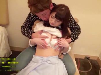 めっきりプロ男優とのSEXの味をシメてしまったいい例の素人奥さん人妻中出しのエロ動画