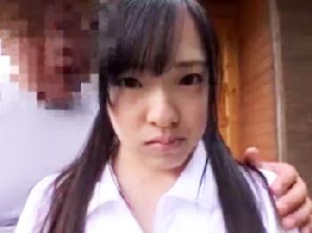 部活帰りの童顔女子校生を人気の無い場所に連れ込み青姦陵辱する鬼畜男美少女ロリパイパン中出しイラマチオレイプ3P露出のエロ動画