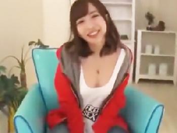 性行為依存症で誰とでもヤッちゃうデカいお尻のギャルが巨大ペニスで絶頂オーガズムアクメ素人美少女顔射ナンパのエロ動画