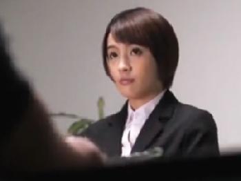 仕事ができない事を理由に先輩から強姦される美形少女オフィスレディ美少女OLレイプのエロ動画