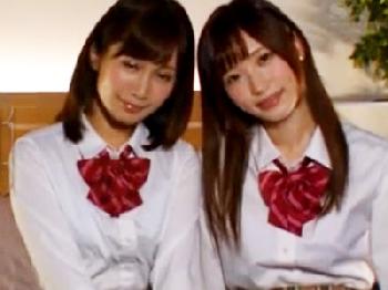 『どっちの穴が気持ちいかな？』制服コスの超かわいい美形少女たちとハーレム3P女子校生美少女顔射のエロ動画