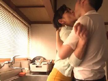 お互いにダメだとは分かっていたも色欲に勝てない母子相姦巨乳人妻近親相姦のエロ動画