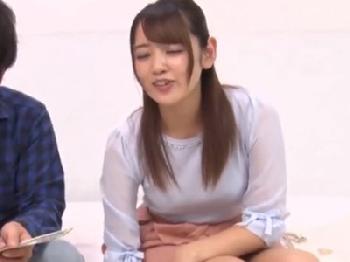 彼氏の目の前で巨大ペニスプロ男優に寝取られちゃう彼女W素人お姉さんのエロ動画