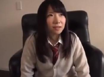 ボウリング場で美形少女スタッフを裏でストライク!自前のピンでガチハメピートウェーバーW巨乳素人美少女お姉さん顔射フェラぶっか...