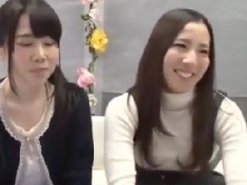 大学で福祉の勉強をしている真面目そうな女子大生が美味しそうに肉棒をフェラチオ抜き素人お姉さんナンパのエロ動画