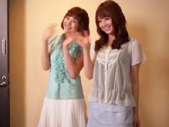 お隣同士の仲良し美形マダムコンビが夫の目の前で集団婦女暴行される悲劇‥巨乳人妻顔射レイプ乱交のエロ動画