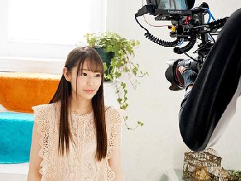 見た目は大人清純清楚風に見えて実はあどけない美形少女がデビュー美少女デビュー作新名あみんのエロ動画