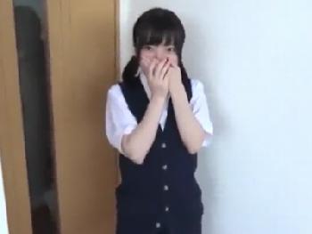 齋藤飛鳥似の細身ガチ童顔女子校生とリアル円光ハメ撮り素人美少女ロリのエロ動画