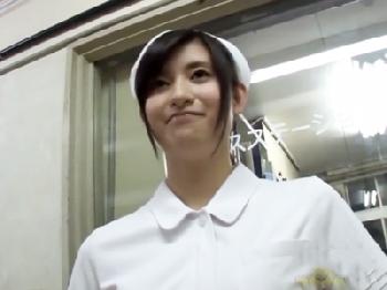 美人看護師の夜勤に密着！患者との生々しい中出し交尾を激写！巨乳素人お姉さん痴女看護婦ハメ撮りのエロ動画