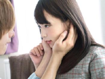 照れ屋でツンデレなまな板おっぱいミニ系美形少女がラブラブSEXに身悶えイキ美少女ロリパイパンのエロ動画