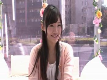 謝礼に釣られた清潔感あふれる美人お姉さんがマジックミラー号で巨大チンポ挿入される素人美少女ハメ撮りフェラぶっかけのエロ動画