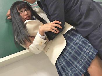 男たちに徹底的なマゾ調教を施される生徒会長の真面目な女子校生美少女3P星奈あいのエロ動画