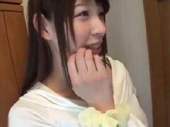 『奥当たってるぅ♡』家に間男たちを招いて我を忘れて3Pで喘ぎまくる不貞妻素人美少女お姉さん痴女人妻中出しハメ撮りのエロ動画