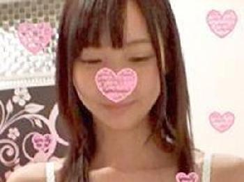 サクッと割り切りでセックスできる人を漁ってる中出しOKのヤリマン女先生素人美少女女教師のエロ動画